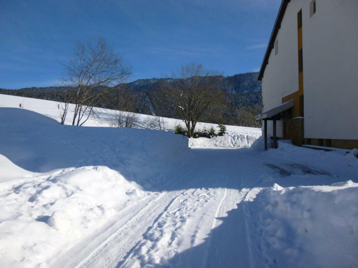 Ferienwohnung Les Chamois Lajoux Exterior foto