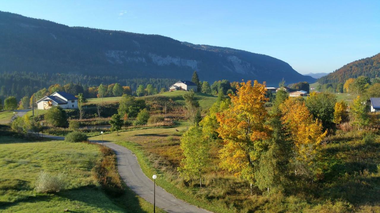 Ferienwohnung Les Chamois Lajoux Exterior foto