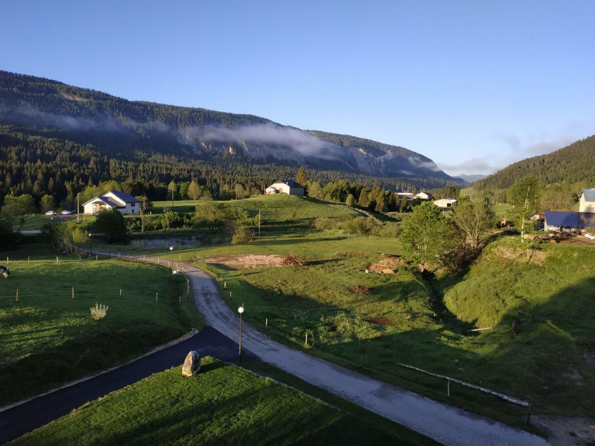 Ferienwohnung Les Chamois Lajoux Exterior foto