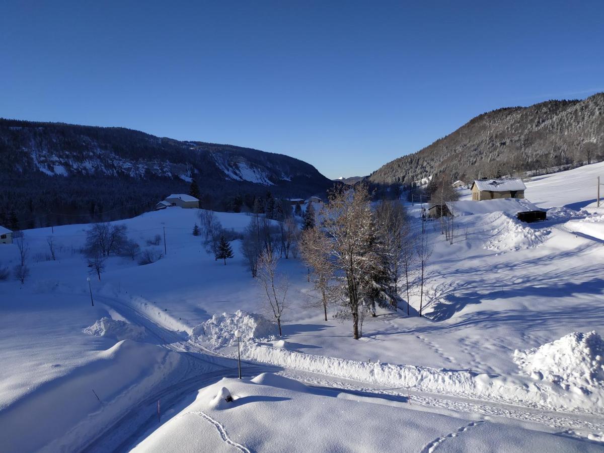 Ferienwohnung Les Chamois Lajoux Exterior foto